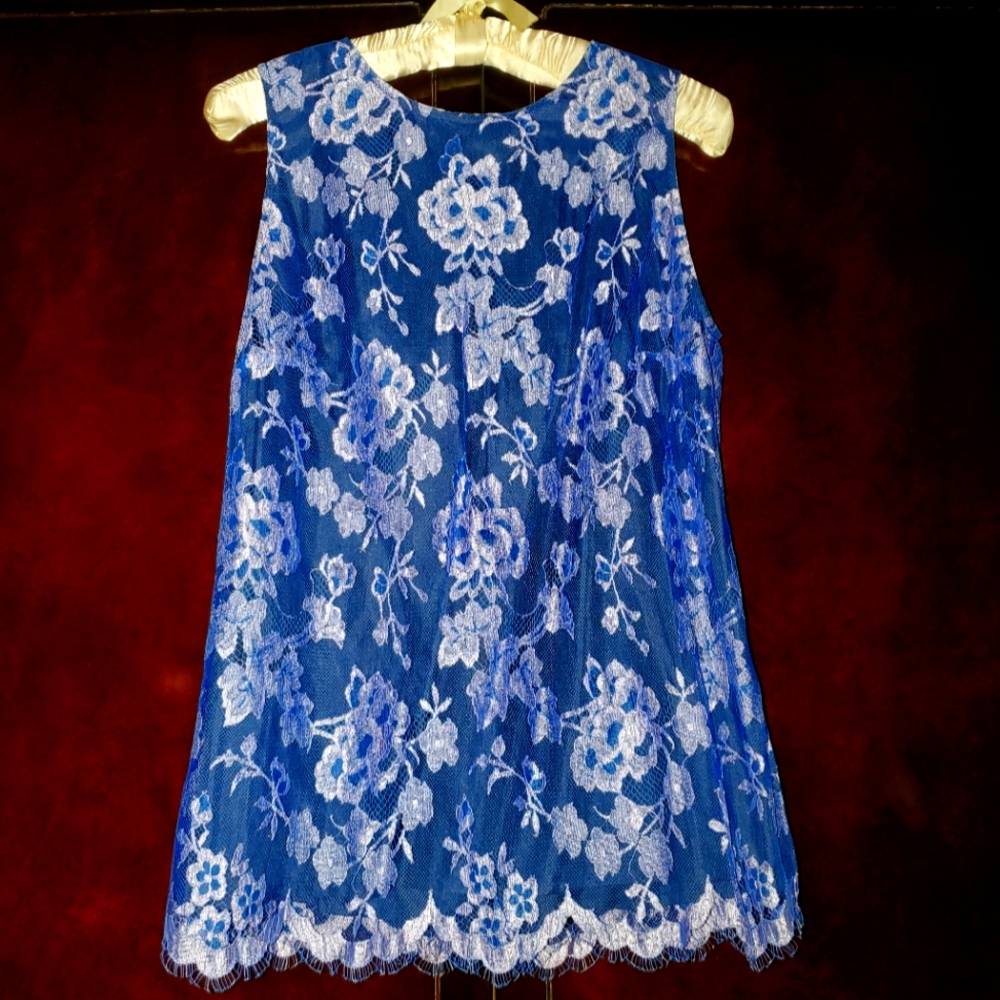 VINTAGE CHRISTIAN LACROIX LACE & SILK SLEEVELESS SHELL SZ SMALL